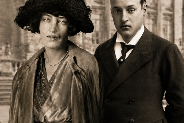 She Ruined Her Own Face to Be Perfect. Then Blenheim Erased Her: Gladys Deacon